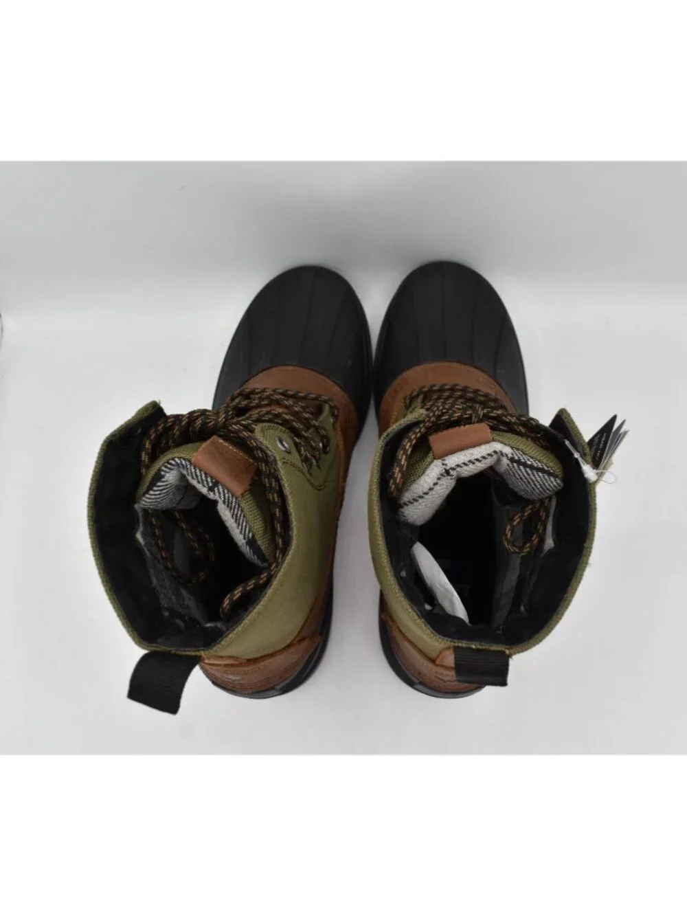 Kamik Mens Size 11 Lawrence Dark Olive Leather Insulated Waterproof Winter Boots